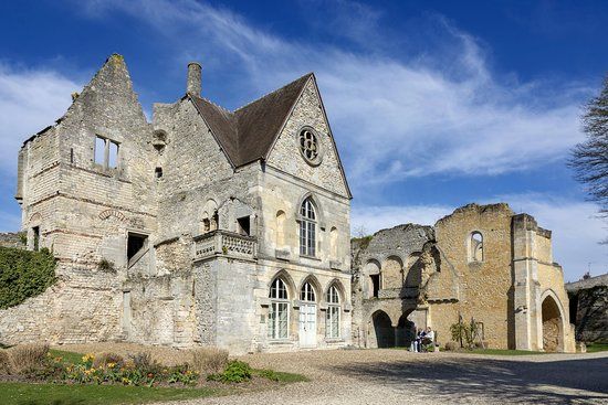 le Château royal de Senlis et prieuré Saint-Maurice