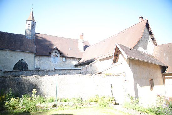 le monastère Sainte-Claire de Poligny