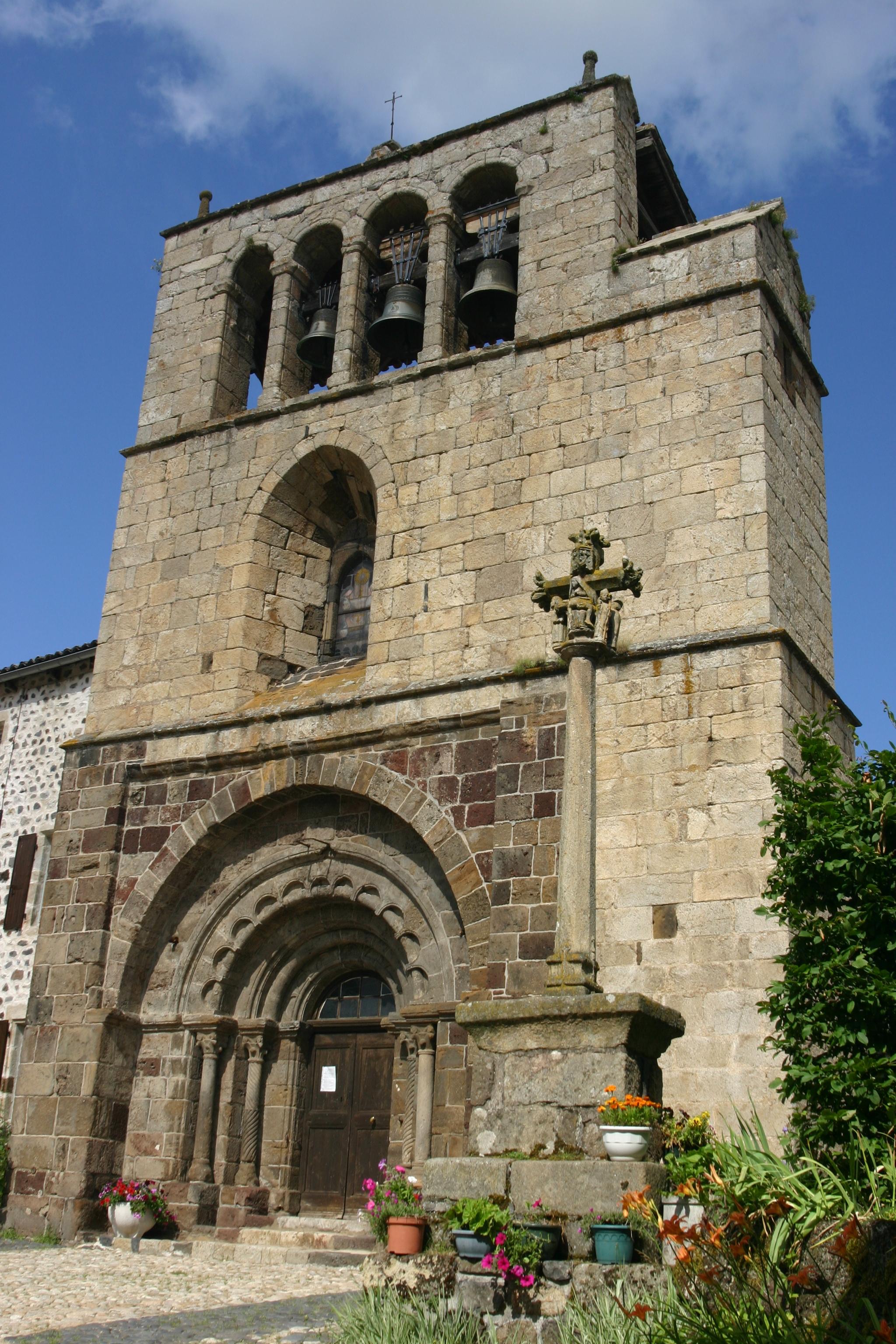 église Saint-Pierre d'Arlempdes