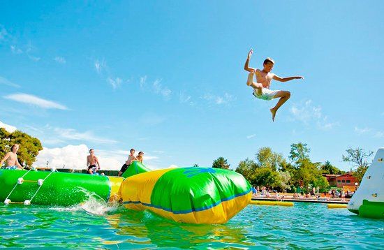 Aquajump 16