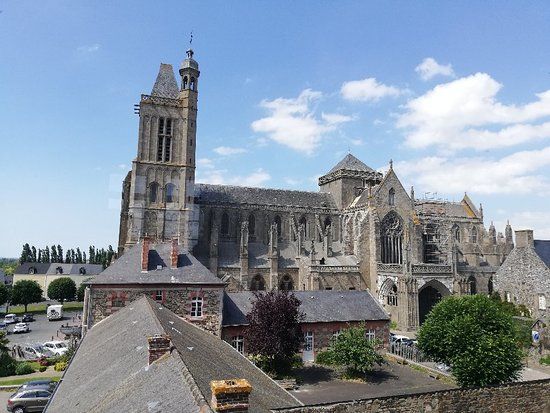 la Cathédrale Saint-Samson