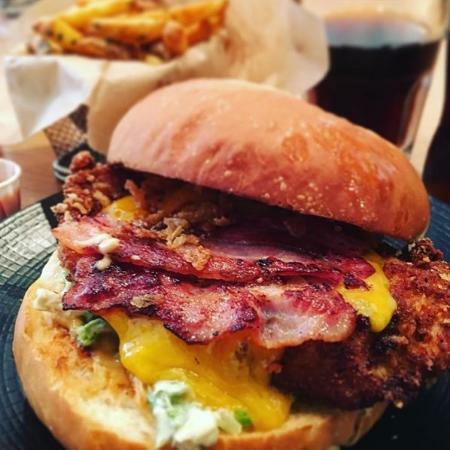 Edmond Pure Burger Victor Hugo